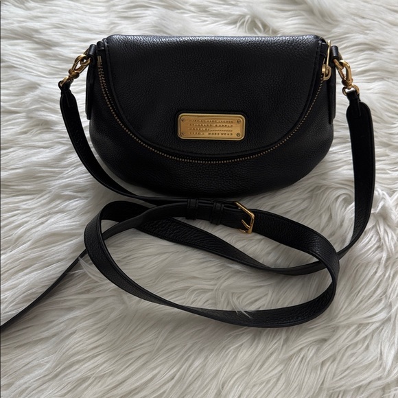 Marc By Marc Jacobs Handbags - Marc by Marc Jacobs Natasha Black Leather Crossbody Bag